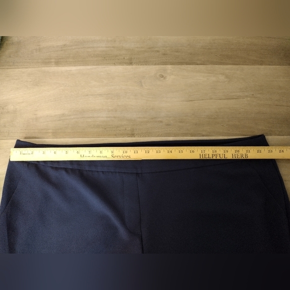 Dressbarn navy blue pull on elastic waist professional pant - Picture 4 of 9